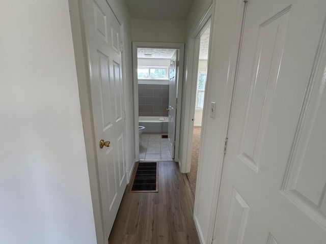 1425 E 20th Avenue, Columbus, OH 43211