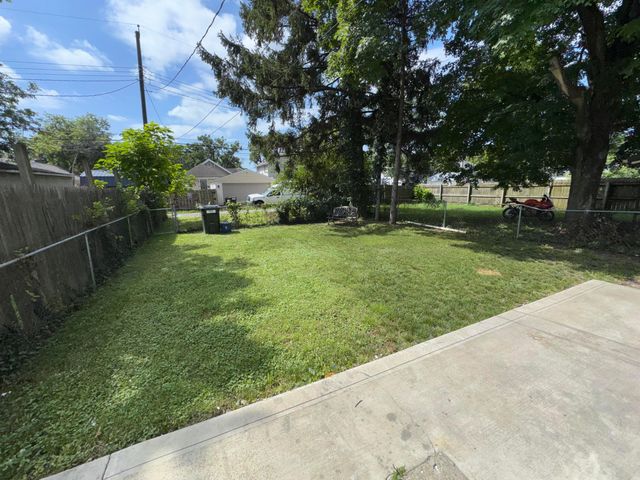 1425 E 20th Avenue, Columbus, OH 43211
