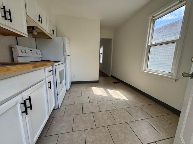 1425 E 20th Avenue, Columbus, OH 43211