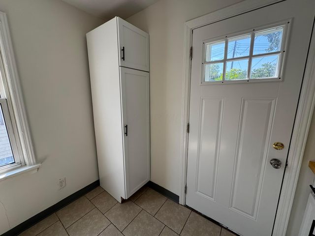 1425 E 20th Avenue, Columbus, OH 43211