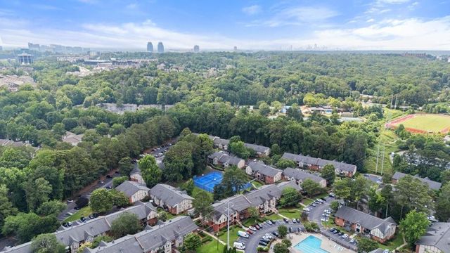 6851 Roswell Road O8, Atlanta, GA 30328