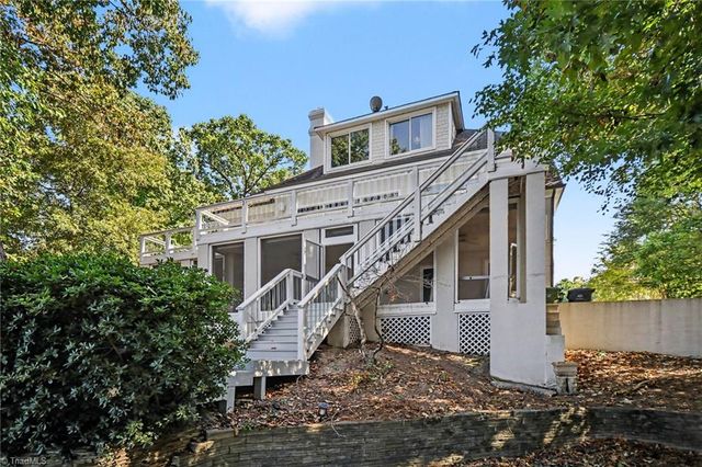 16101 Whitesail Drive, Charlotte, NC 28278