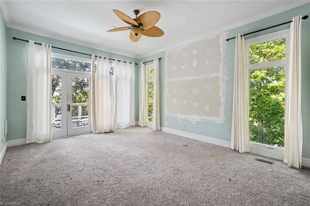 16101 Whitesail Drive, Charlotte, NC 28278