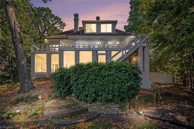 16101 Whitesail Drive, Charlotte, NC 28278