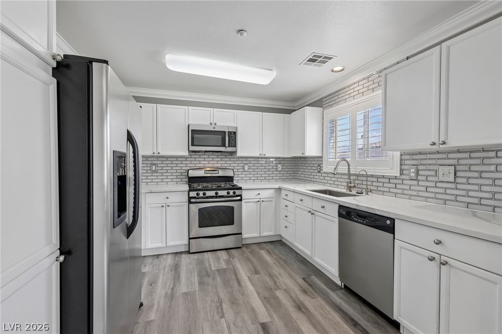 7413 Beguiling Court, Las Vegas, NV 89149 — photo 4