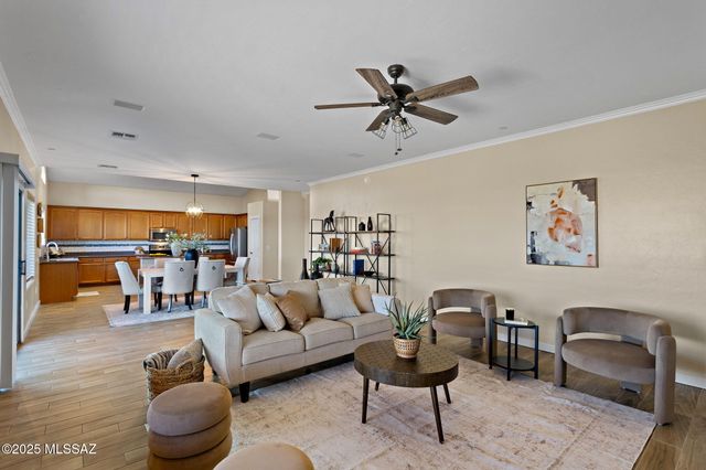 719 S Porter Routh Place, Vail, AZ 85641