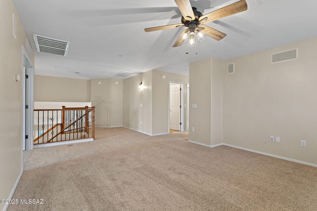 719 S Porter Routh Place, Vail, AZ 85641