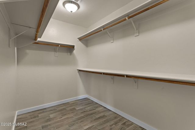 719 S Porter Routh Place, Vail, AZ 85641