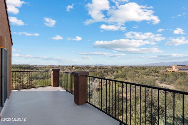 719 S Porter Routh Place, Vail, AZ 85641