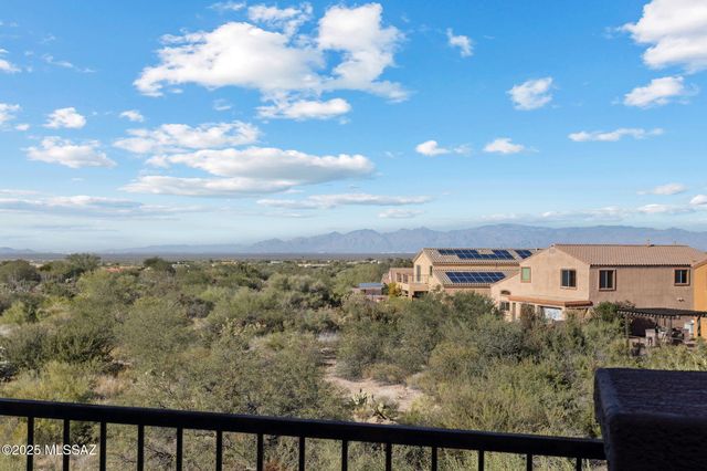 719 S Porter Routh Place, Vail, AZ 85641