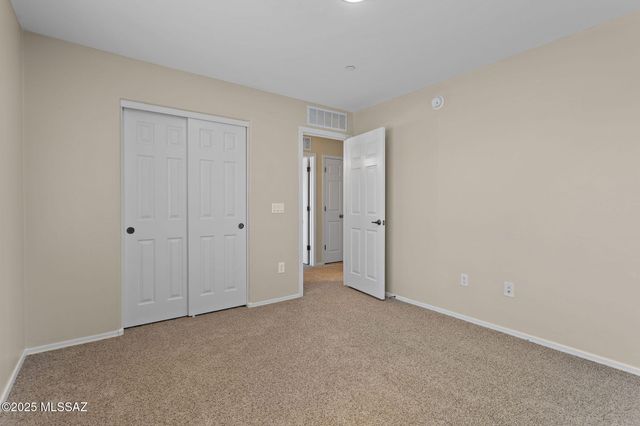 719 S Porter Routh Place, Vail, AZ 85641