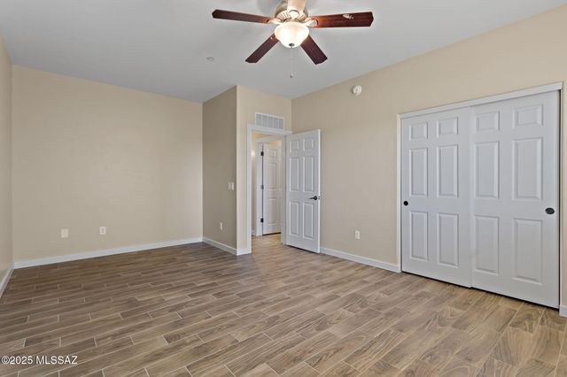 719 S Porter Routh Place, Vail, AZ 85641