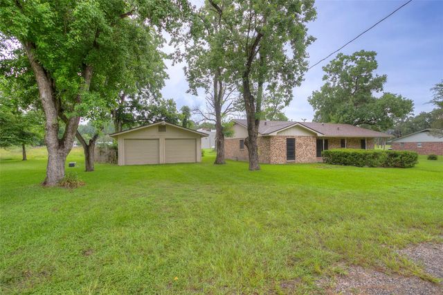 493 Lawrence Road, Trinity, TX 75862