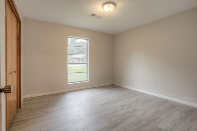 493 Lawrence Road, Trinity, TX 75862