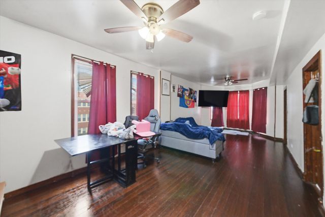 5969 W Augusta Boulevard, Chicago, IL 60651