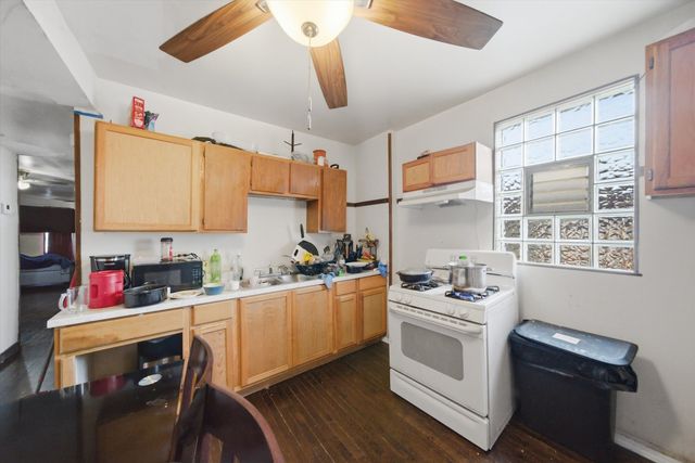 5969 W Augusta Boulevard, Chicago, IL 60651