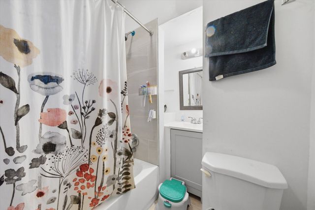 5969 W Augusta Boulevard, Chicago, IL 60651