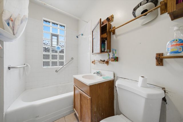 5969 W Augusta Boulevard, Chicago, IL 60651