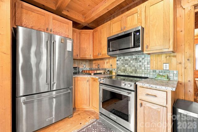 132 Falls View Trail, Lake Lure, NC 28746