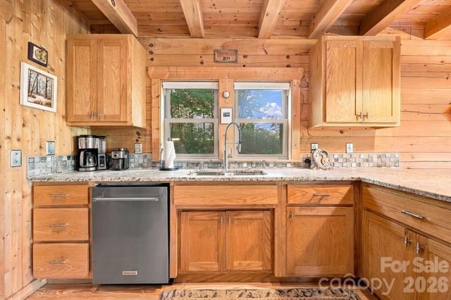 132 Falls View Trail, Lake Lure, NC 28746