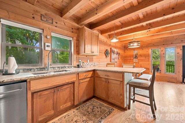 132 Falls View Trail, Lake Lure, NC 28746