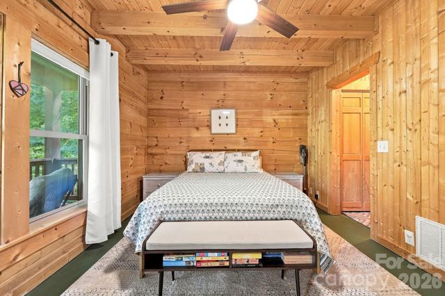 132 Falls View Trail, Lake Lure, NC 28746