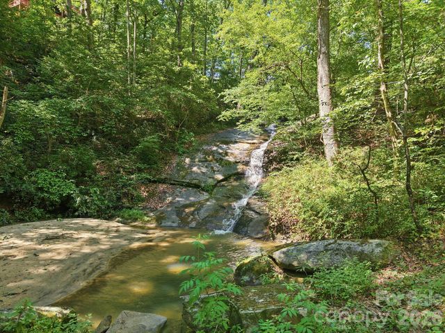 132 Falls View Trail, Lake Lure, NC 28746