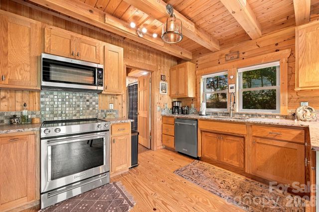 132 Falls View Trail, Lake Lure, NC 28746