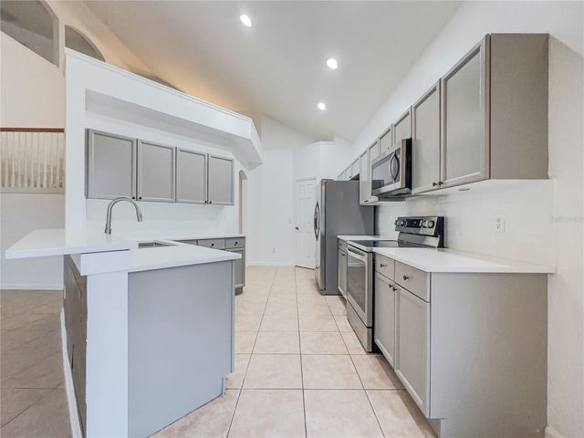 8184 FAN PALM WAY, Kissimmee, FL 34747