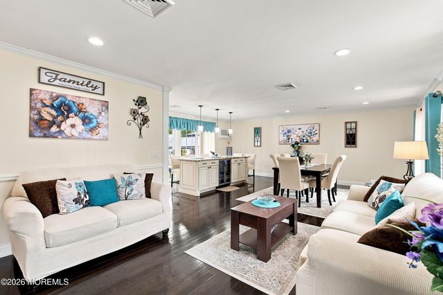 94 Canis Drive, Brick, NJ 08724
