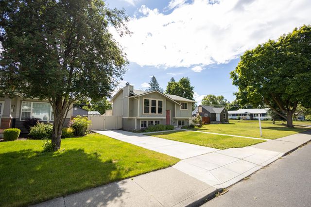 6110 N Calispel St, Spokane, WA 99205
