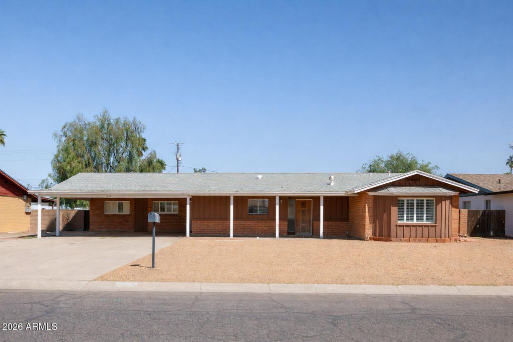 1112 E LAUREL Drive, Casa Grande, AZ 85122