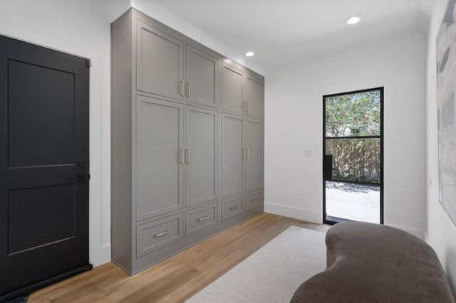 447 Valley Road, Atlanta, GA 30305