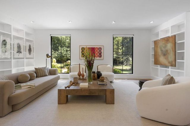 447 Valley Road, Atlanta, GA 30305