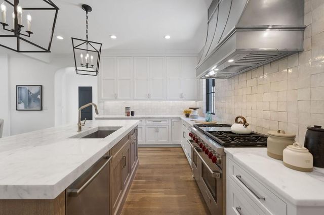 447 Valley Road, Atlanta, GA 30305