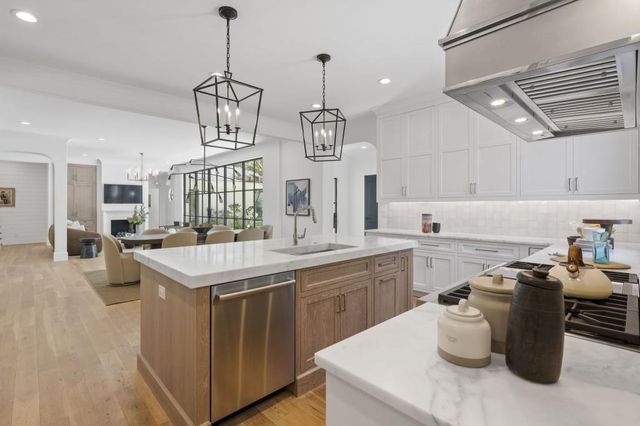 447 Valley Road, Atlanta, GA 30305