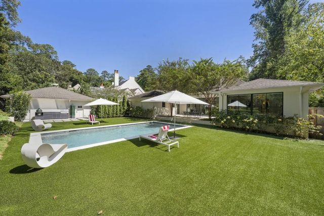 447 Valley Road, Atlanta, GA 30305
