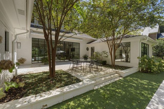 447 Valley Road, Atlanta, GA 30305