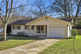 135 Reeceburg SE Road, Silver Creek, GA 30173