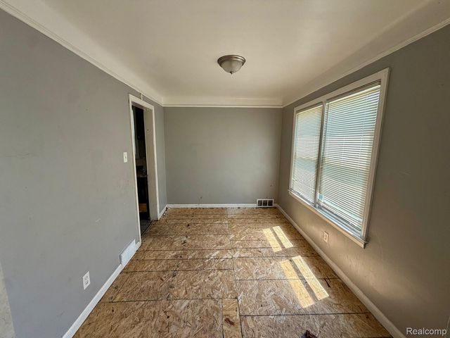 15431 Saratoga Street, Detroit, MI 48205