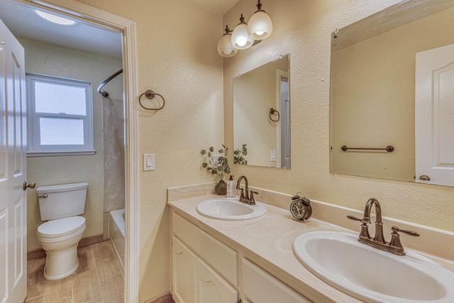806 Danbury Street, Salinas, CA 93906