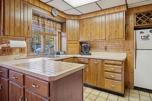 37 Nober Strunk Road, Narrowsburg, NY 12764