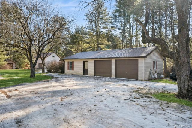 37 Nober Strunk Road, Narrowsburg, NY 12764