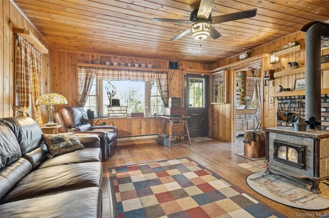 37 Nober Strunk Road, Narrowsburg, NY 12764