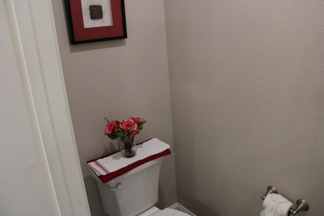 1331 Claremont Dr, Tracy, CA 95376
