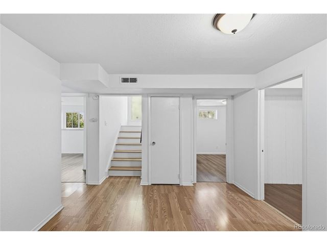 804 S Queen Way, Lakewood, CO 80226