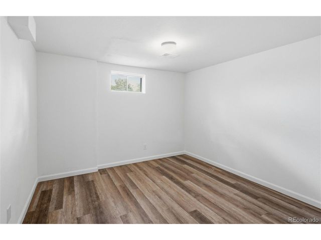 804 S Queen Way, Lakewood, CO 80226