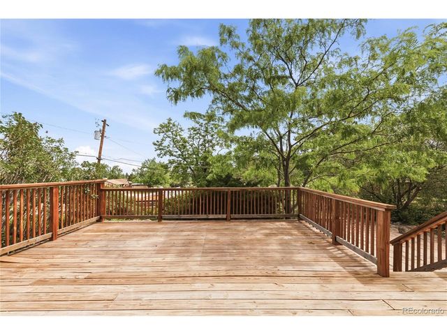804 S Queen Way, Lakewood, CO 80226