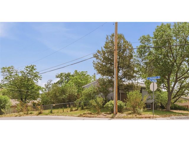 804 S Queen Way, Lakewood, CO 80226