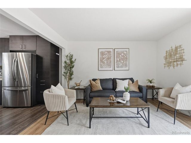 804 S Queen Way, Lakewood, CO 80226